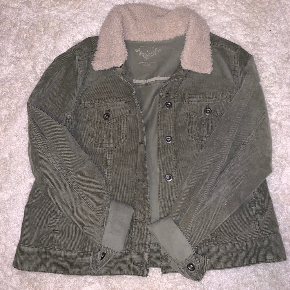Vintage corduroy jacket with flannel collar
